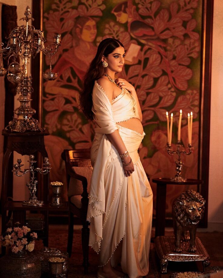 Formals To Casuals: Sonam Kapoor Maternity Looks For Your Style - 3