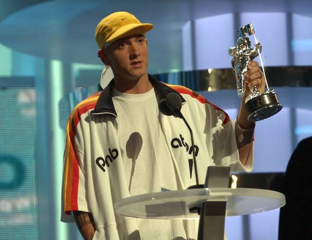 Here’s Why Eminem Was Slammed At The Mtv Awards In 2002 - 1