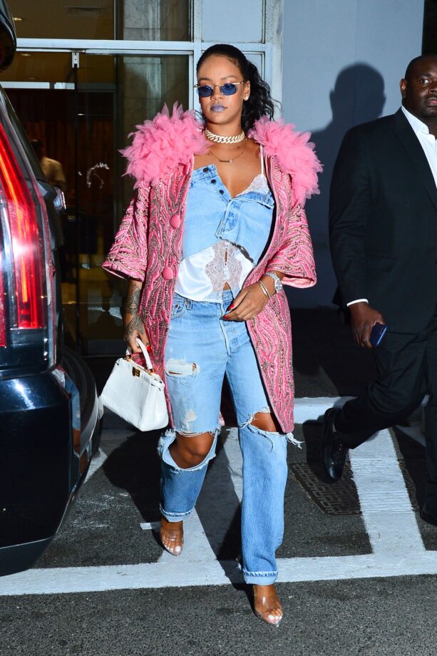 Here’s Why We Believe Rihanna’s Fashion Sense Can Never Get Old - 1