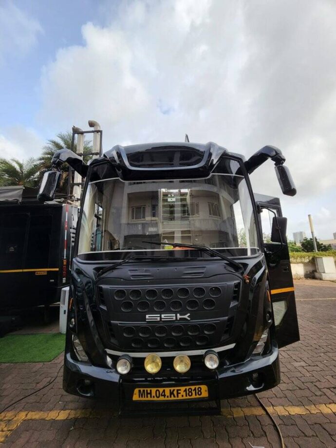 House On Wheels!!! Take A Look At Shilpa Shetty’s Luxurious New Vanity Van: See Pics - 2