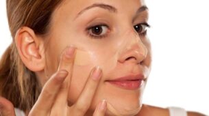 How To Apply Foundation Correctly? Know Here