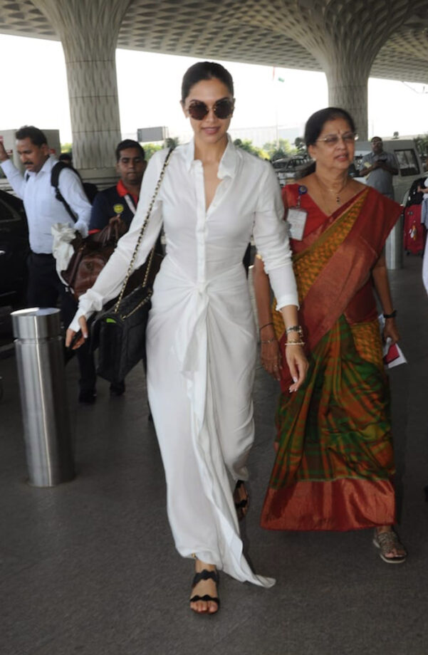 Kareena Kapoor To Deepika Padukone: Bollywood Stars Who Opted For A White Maxi Dress - 2