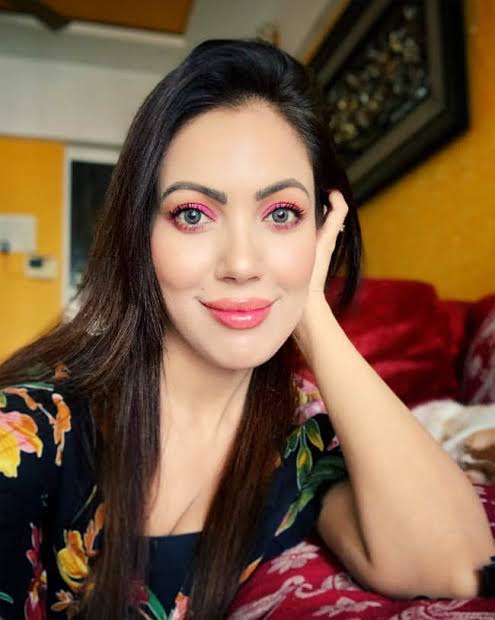 Munmun Dutta’s makeup-less looks will prove that she is a true beauty - 0