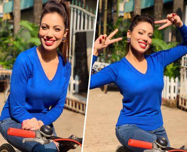 Munmun Dutta’s makeup-less looks will prove that she is a true beauty - 2