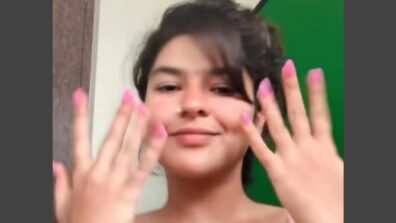 Nidhi Bhanushali shows off her pink classy nail-paint, girls take inspiration