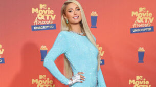 Paris Hilton Steals All Limelight As Returns On Red Carpet In Glam Blue Gown