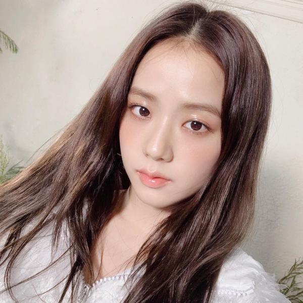 Skincare Tips From Blackpink Jisoo - 1