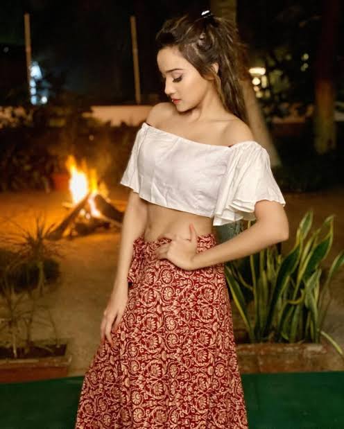 Style Your White Crop Tops Like Ashi Singh: See Pictures Here - 2