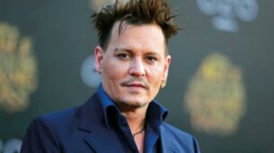 Tutorial On How To Get Johnny Depp’s Iconic 90’s Hairstyle