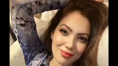 Watch: TMKOC actress Munmun Dutta is feeling romantic, says “dheere dheere se meri zindagi mein aana…”