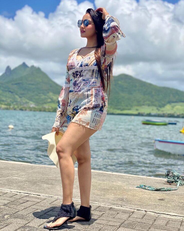 We Are In Love With Ashi Singh’s Collection Of Vacation Outfits - 1