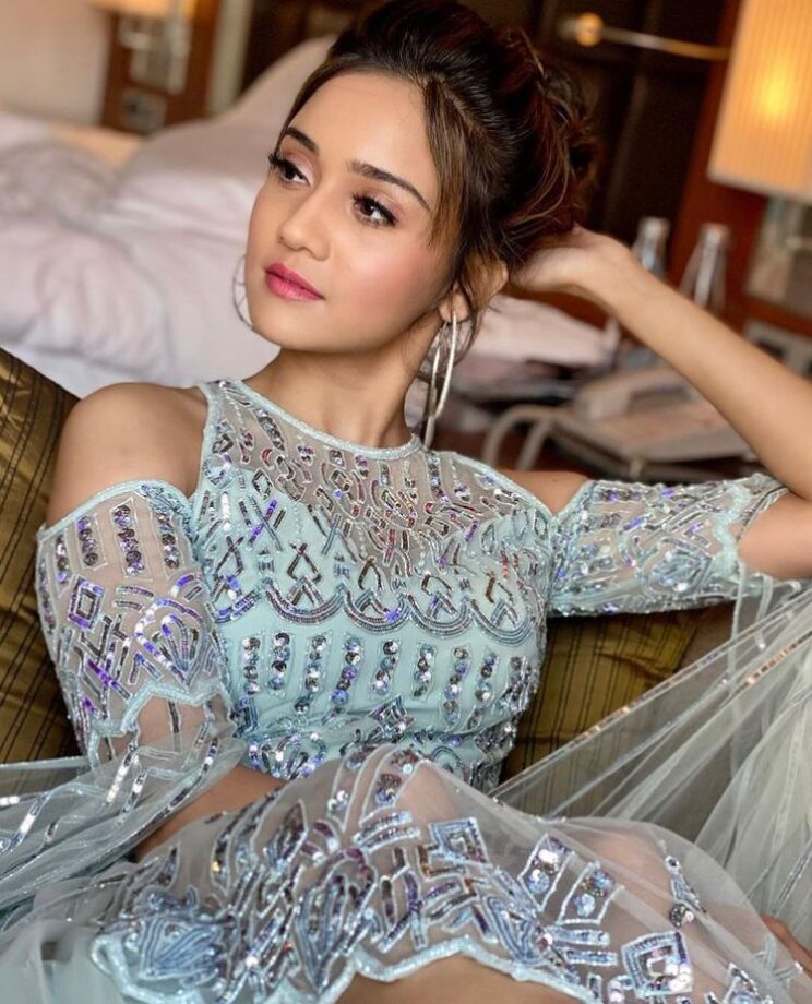 We Cannot Ignore These Sequin Dresses By Ashi Singh - 4