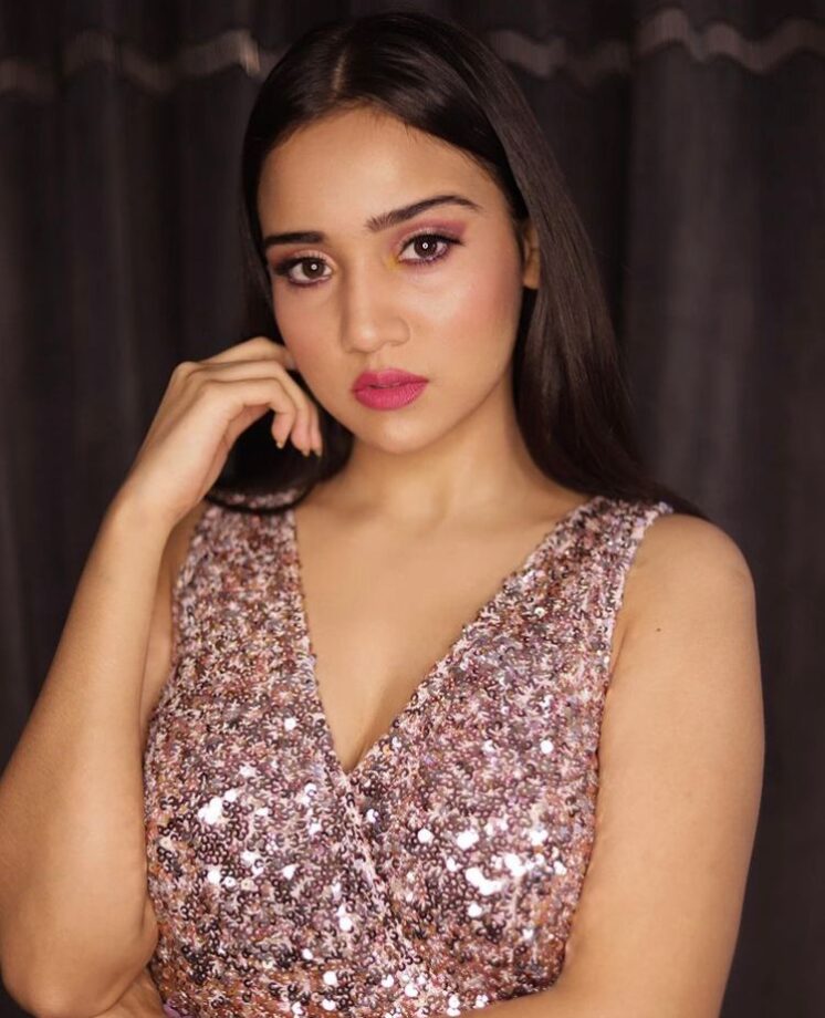 We Cannot Ignore These Sequin Dresses By Ashi Singh - 5