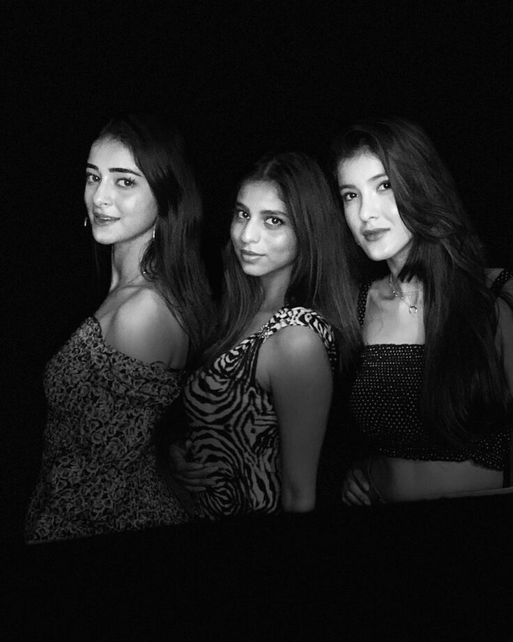 5 Pics That Prove Suhana Khan, Shanaya Kapoor & Ananya Panday Are The Hottest Girl Gang In Bollywood: Check - 2