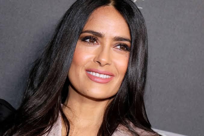 6 Times Salma Hayek Radiated A Powerful Energy With Her Makeup - 2