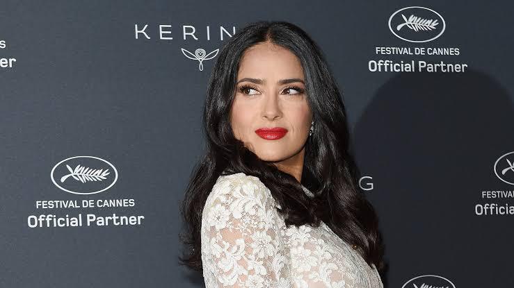 6 Times Salma Hayek Radiated A Powerful Energy With Her Makeup - 4