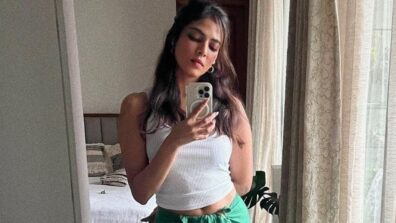 Malavika Mohanan is a modern-day fusion queen, rocks green saree with white top like a pro