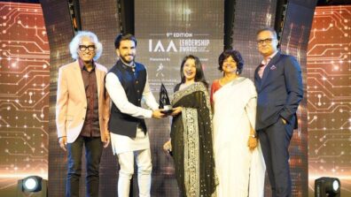 “From starting my professional journey as a copywriter…” Ranveer Singh Opens Up as he bags ‘Brand Endorser Of The Year’ award