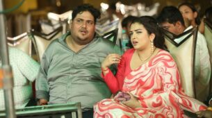 Bhojpuri diva Aamrapali Dubey looks super sensuous in red saree, pic with ‘bestie’ from set goes viral