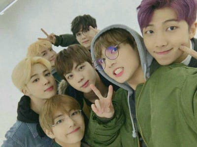 BTS’s best selfies in 2022 which are so attractive - 2