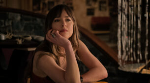 Dakota Johnson’s Adorable Off-Camera Moments Which Make Us Fall In Love With Her