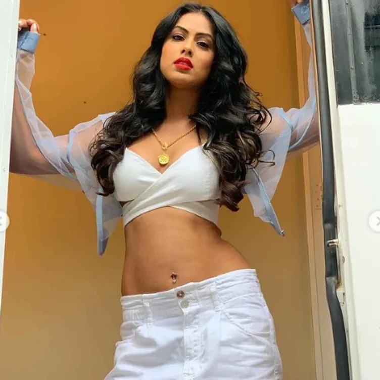 Fashion Alert! Nia Sharma Knows How To Style White Outfits; Pictures Here - 3