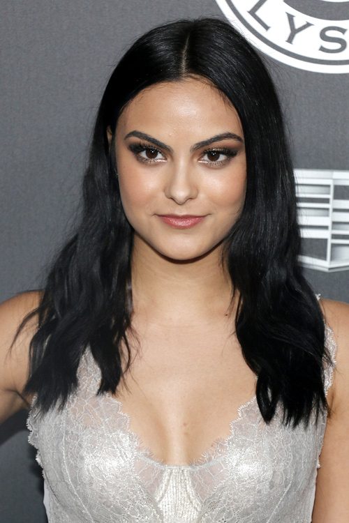 How To Achieve Camila Mendes’s Foxy Eyeliner Look - 1