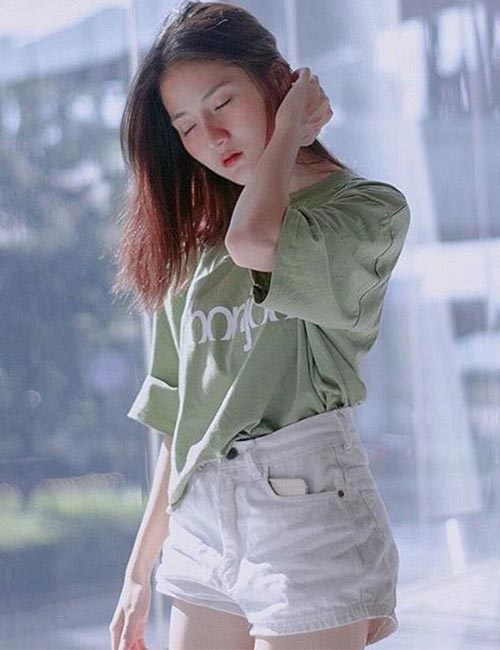 How To Style Oversized Tees Like Shin Ryujin - 0