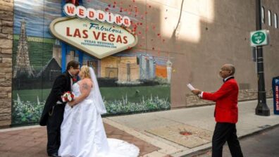 How Vegas Got To Be Known As The “World’s Marriage Capital”