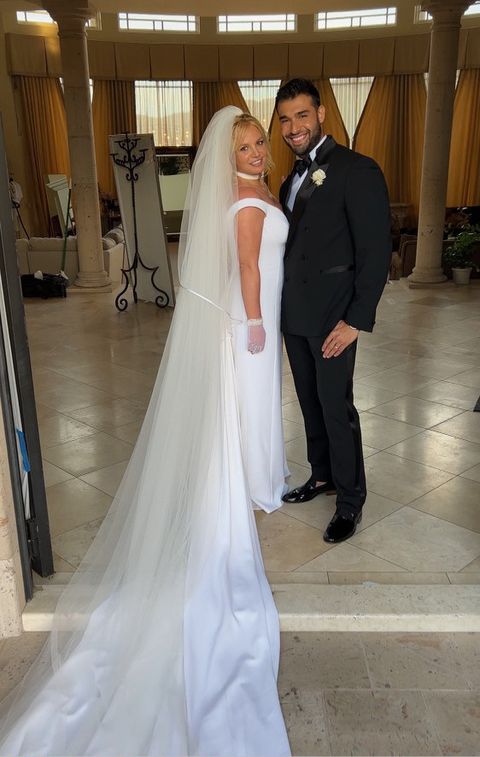 It’s marriage season! See Britney Spears’ Marriage Photos, which are just precious! - 0