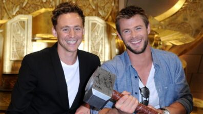 It’s Weird”: Tom Hiddleston Talks About Seeing Chris Hemsworth Naked