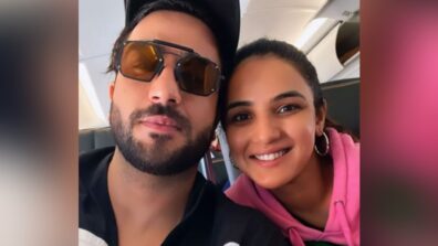 Jasmin Bhasin shares romantic selfie from Istanbul airport with Aly Goni, fans get ‘couple goals’