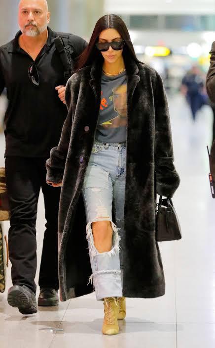 Kim Kardashian’s Airport Casual Looks That You Can Recreate - 0