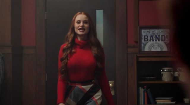 Madelaine Petsch’s Outfits You Can Wear From Riverdale - 2