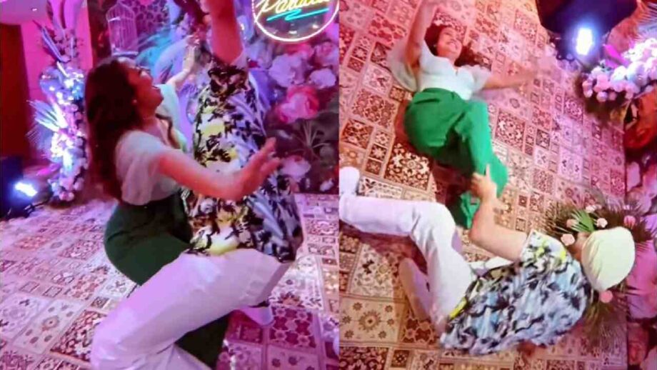 Neha Kakkar And Rohanpreet Singh's Mad Dance Video Will Leave You Stunned 655914