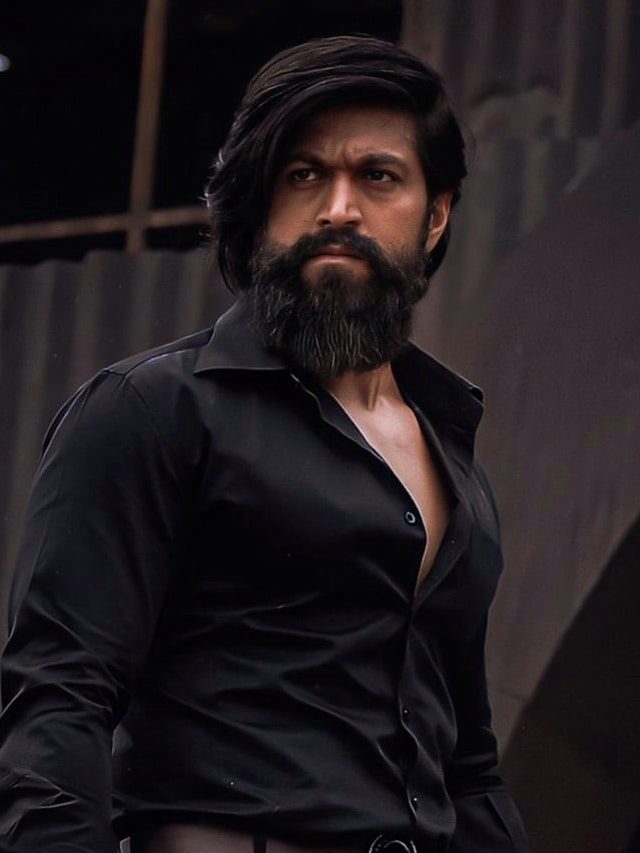 OMG: KGF Fame Yash In Black Fits Is A Sight Worth Watching, Don’t Miss Out On These Pictures - 0