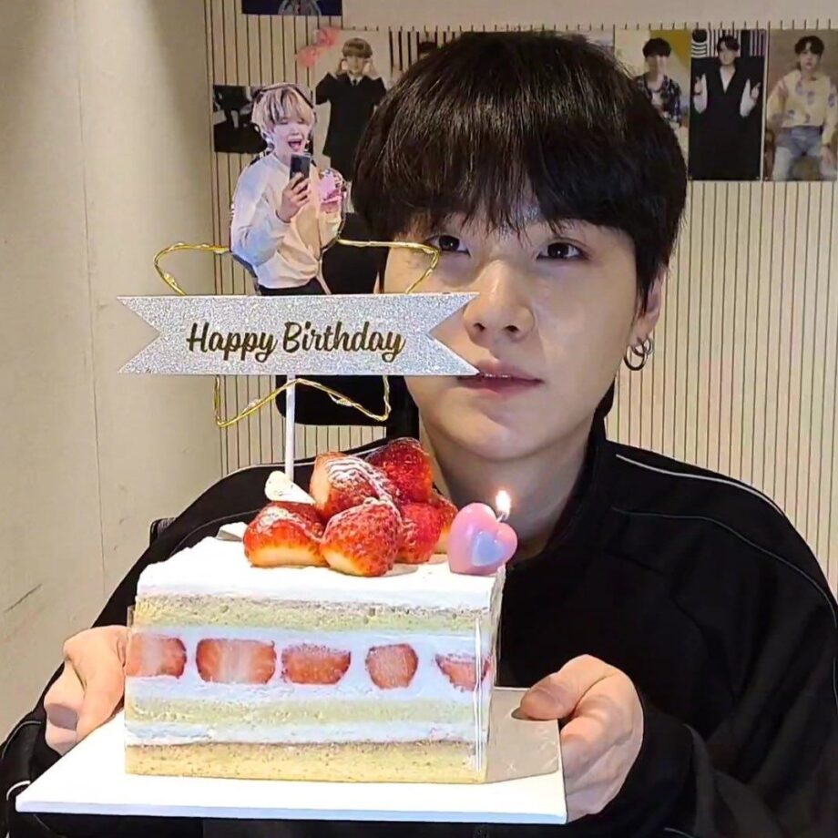 Sweeth Tooth SEVENTEEN Members Have The Cutest Birthday: Check Out These Cakes - 0