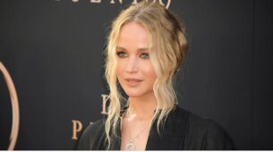 Throwback To Jennifer Lawrence’s Beautiful White Gown Era