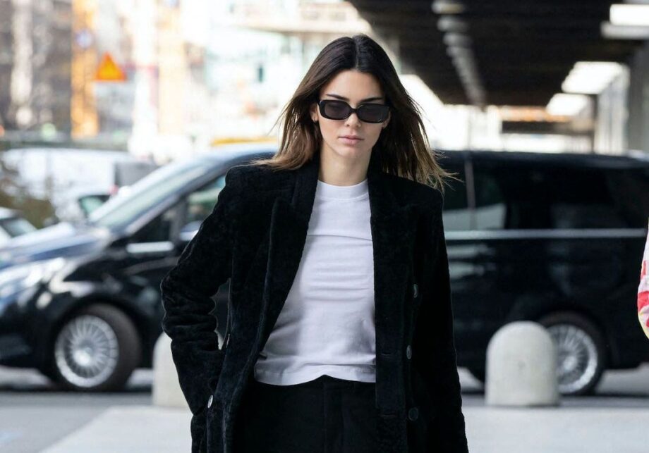 Kendall Jenner’s Way Of Styling Sunglasses Is Something You Should Try Once - 0