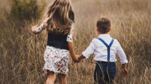 Most important pieces of advice you must shower your younger siblings with!