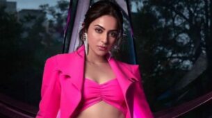 Rakul Preet Singh enjoys ‘pink’ side of life, looks irresistible in short waist coat and co-ord skirt