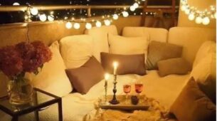 Simple suggestions for preparing your balcony for a lovely at-home dating night