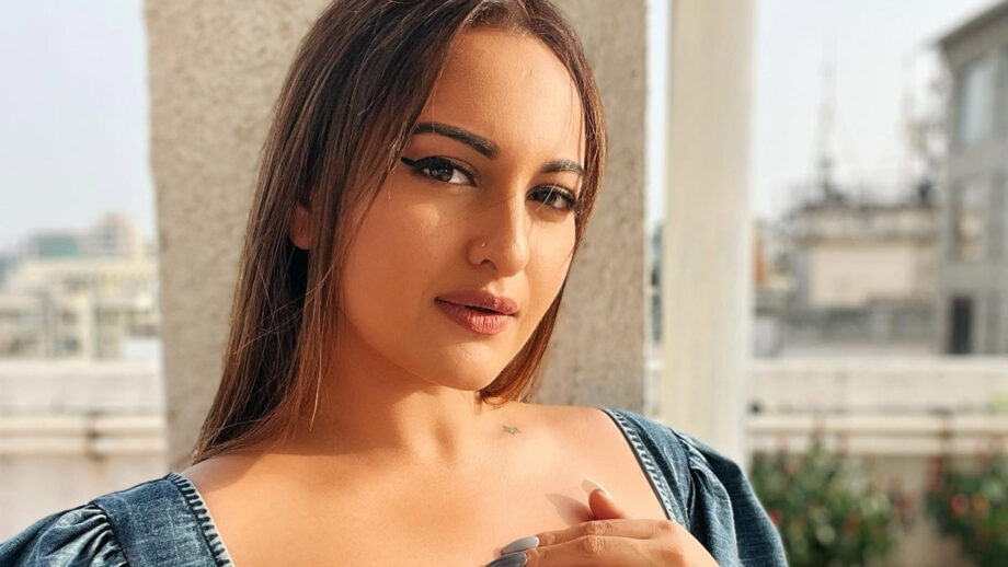 Sonakshi Sinha gets involved in legal case, talks about presenting great 'defence' with lawyer 672471