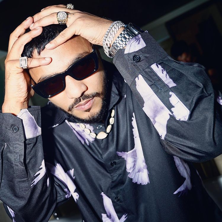 Badshah To Raftaar: Rappers’ Badass Fashion For Music Videos - 2