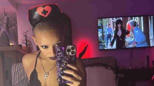 Doja Cat’s Latest Pictures Flaunting Her New Phone Case; See Pics
