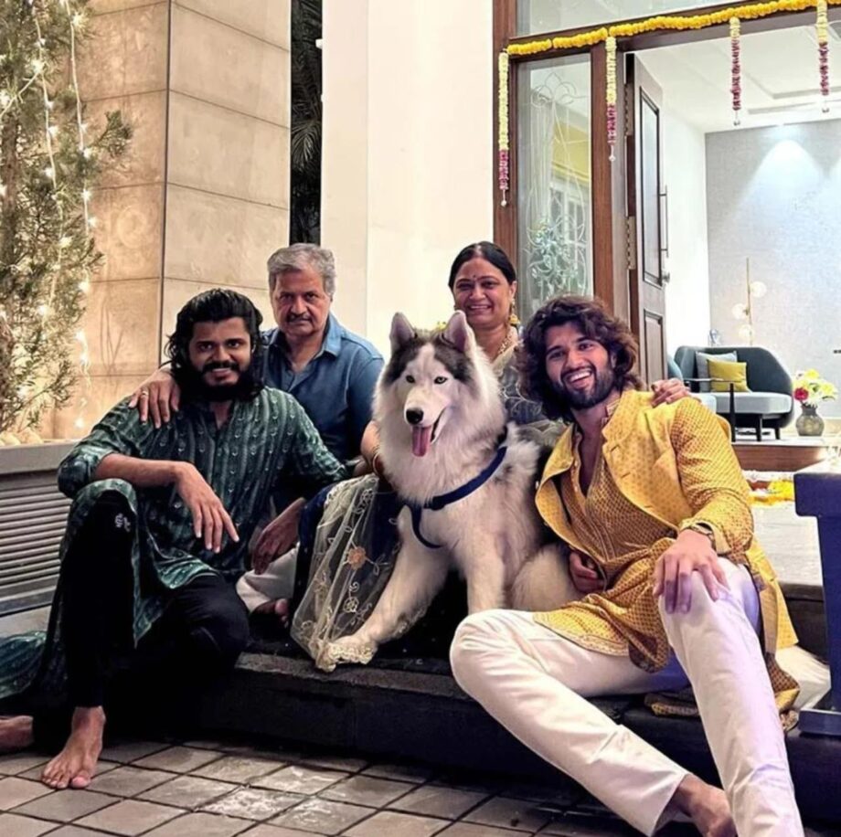 Hyderabad Bungalow Worth Rs 15 Crore Owned By Actor Vijay Deverakonda - 1