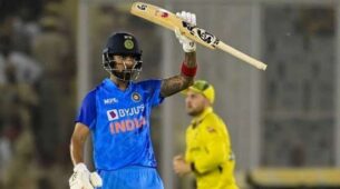 India Vs Australia 3rd ODI: Australia beat India by 21 runs, win series 2-1