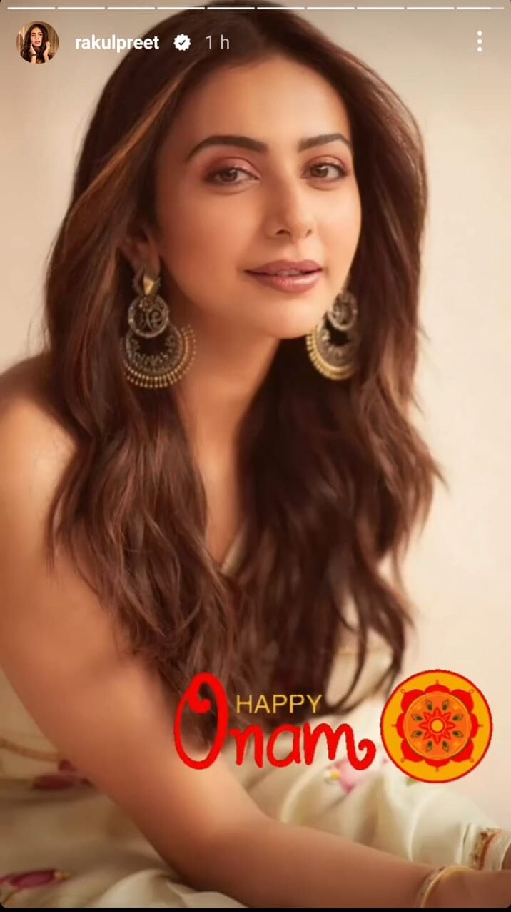 Keerthy Suresh and Rakul Preet Singh melt internet with mesmerizing