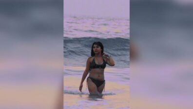 Samunder Mein Nahake: ‘Bold and beautiful’ diva Nidhi Bhanushali shares bikini video, get ready to feel the heat