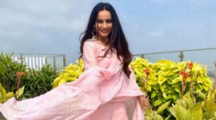 Surbhi Jyoti’s pink avatar is all about ‘happy festive vibes’, check out